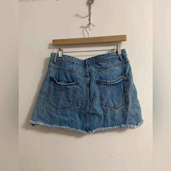 Denim mini size 30 - Picture 2 of 3